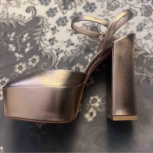 STUART WEITZMAN Sky High 145 Ankle Strap Platform Pump Women’s Size US 7.5/EU 38 - Picture 10 of 15